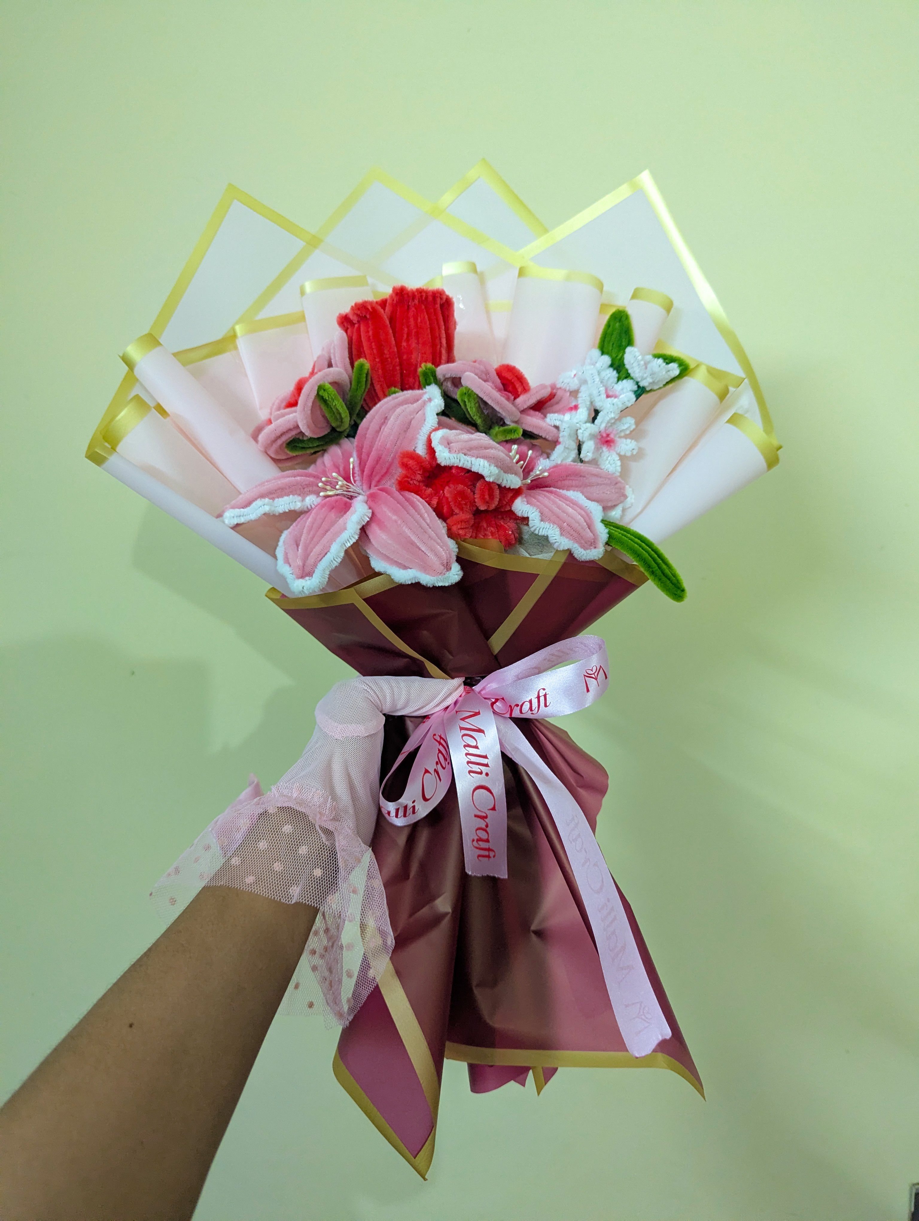 Rosy Bloom Bouquet 💖