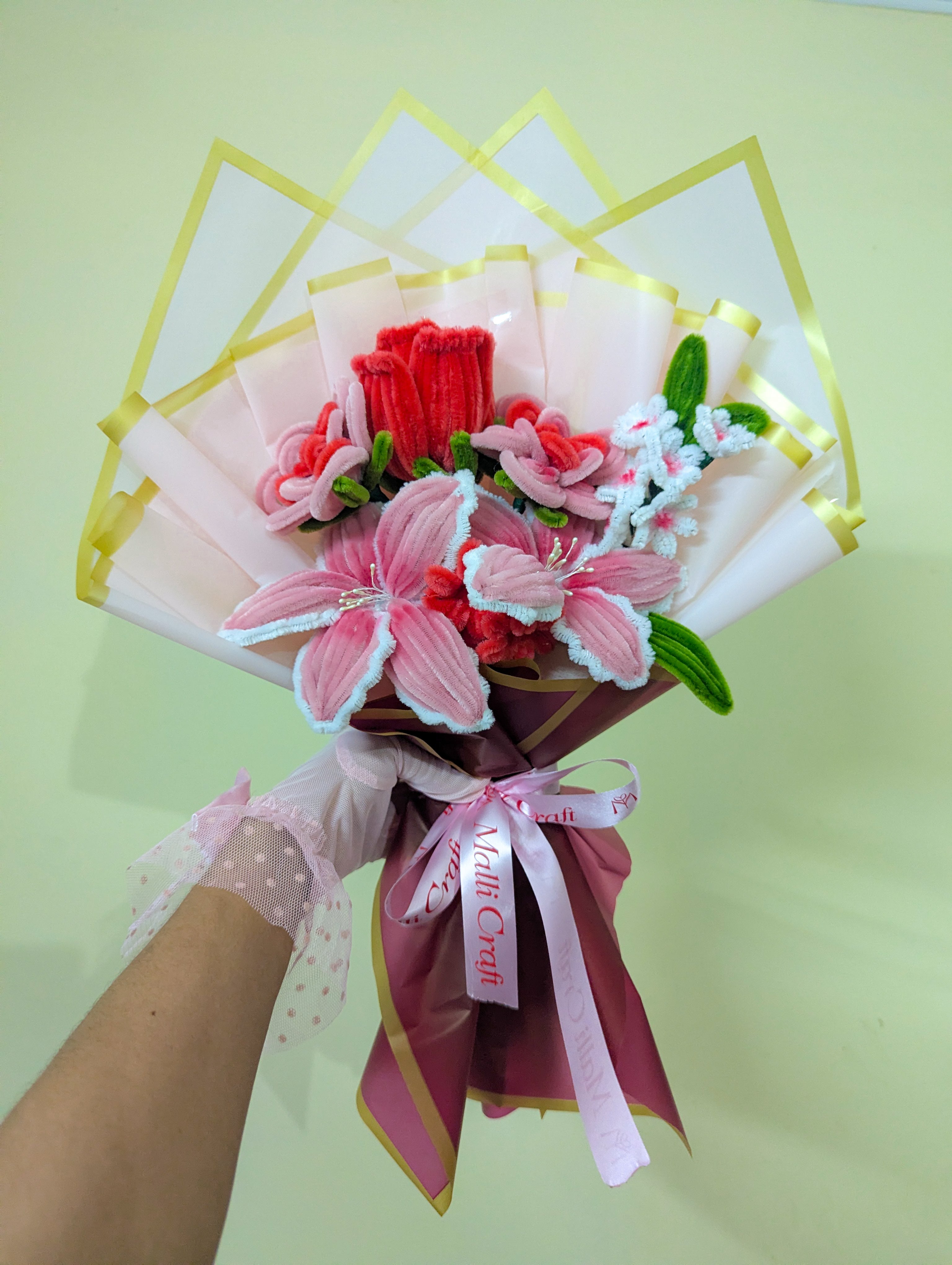Rosy Bloom Bouquet 💖