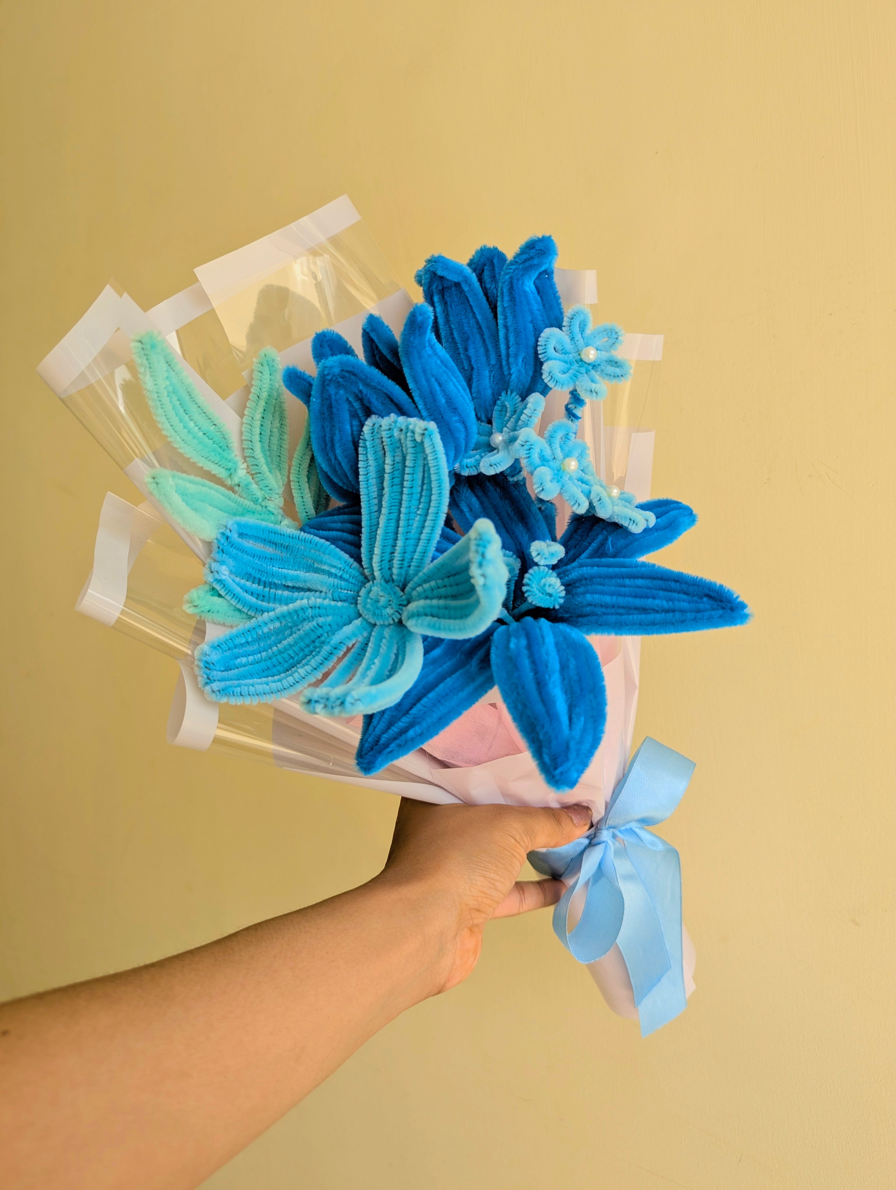 Sky Kiss Bouquet 💙
