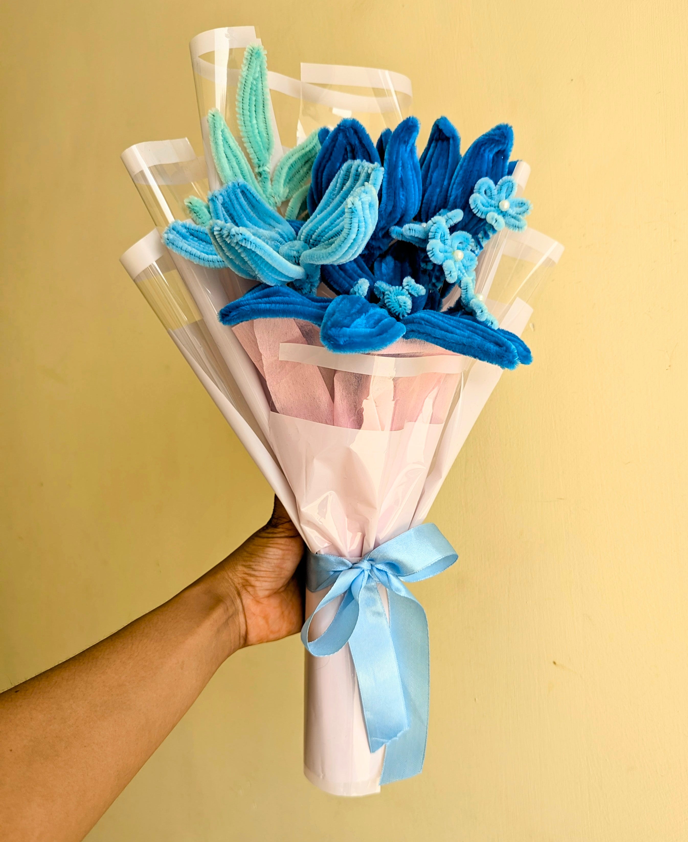 Sky Kiss Bouquet 💙