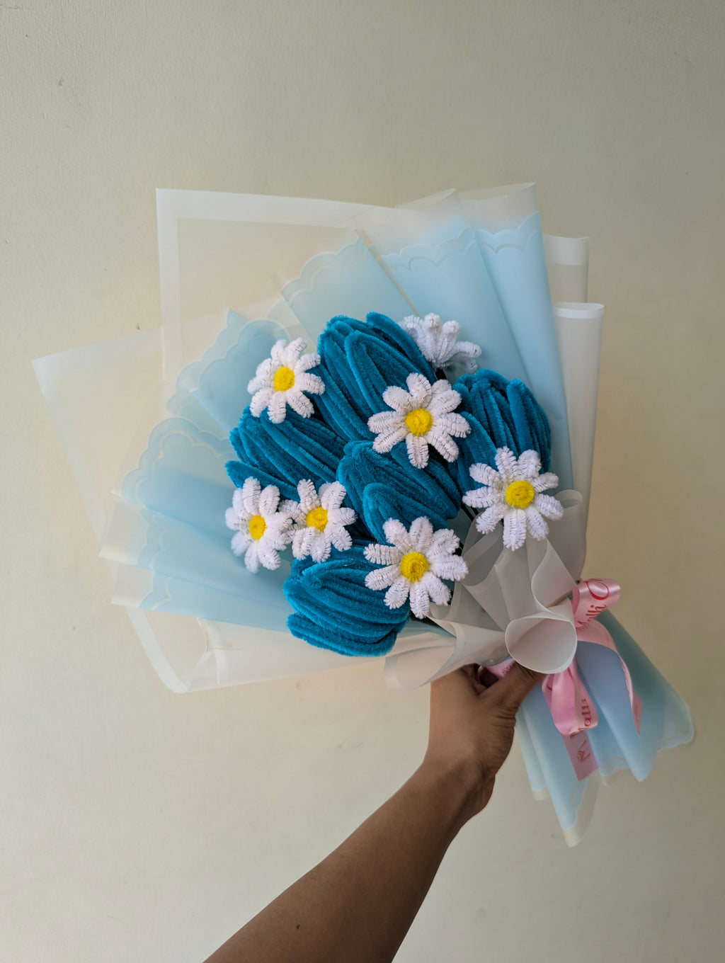 Ocean Tulip & Daisy Pipe Cleaner Bouquet