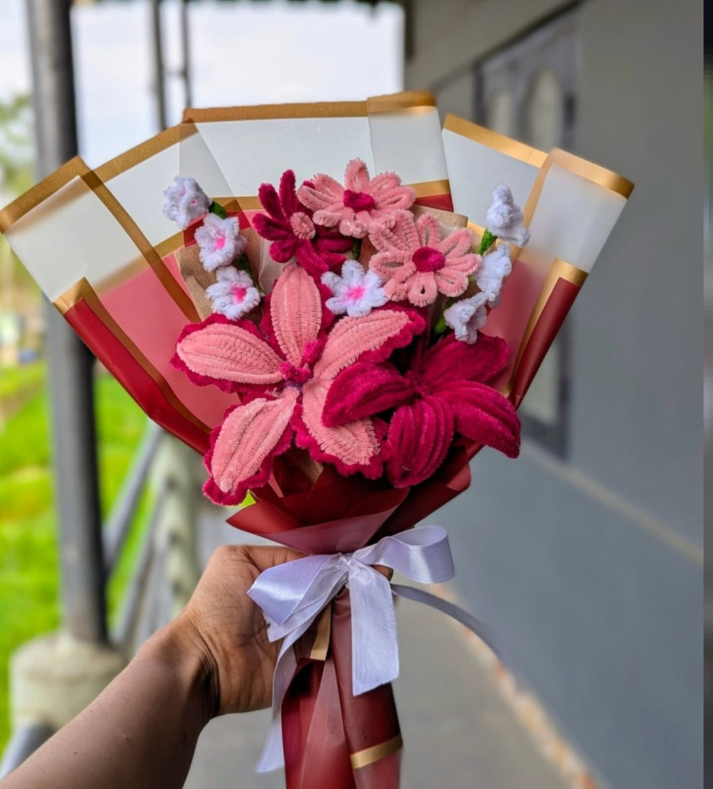 Rosé Lily Bouquet 🌹
